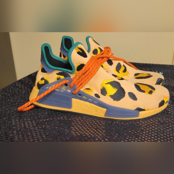 Leopard Print Sneakers with Orange Accents Pharrell NMD Adidas - Picture 12 of 12